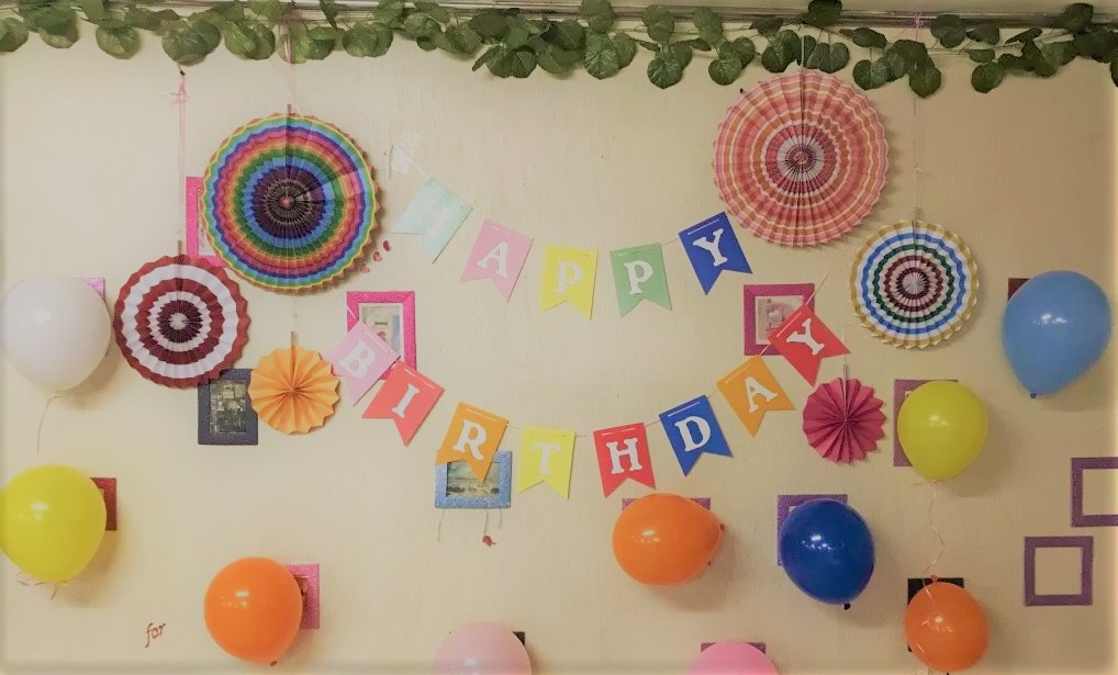 恭祝j9国际厅科技十九岁生日快乐